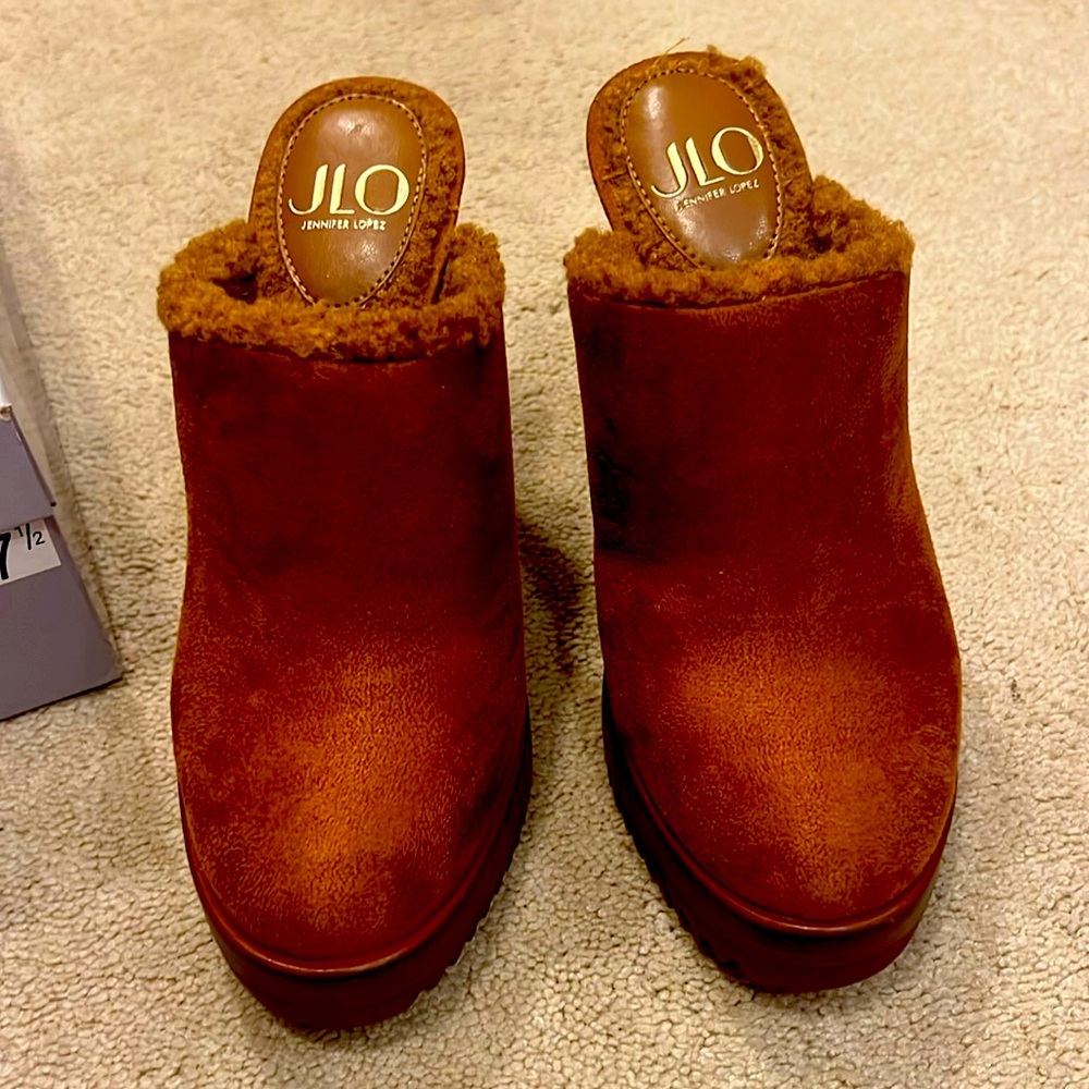 JLo Flory platform mule never worn 7.5